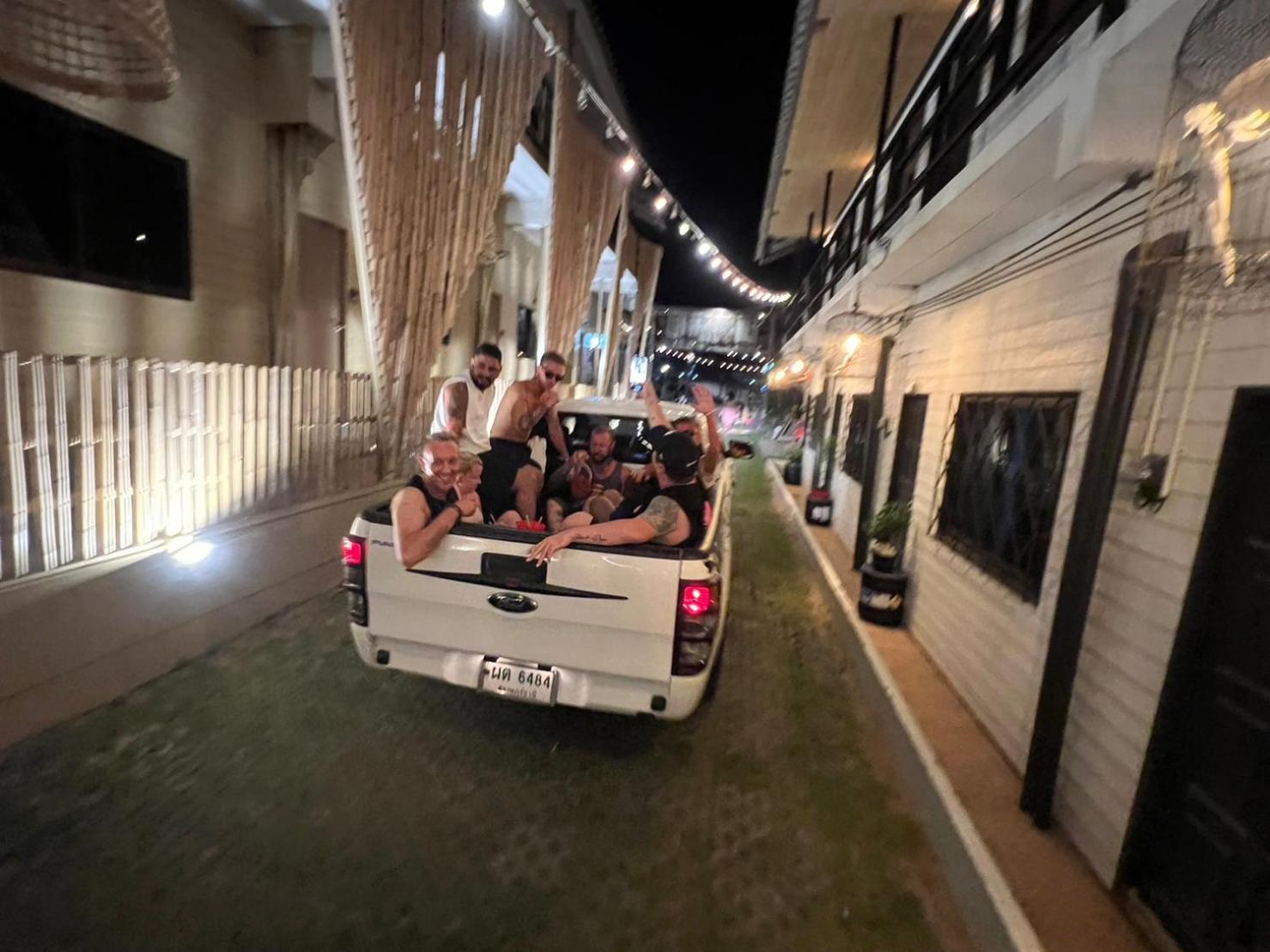 האד רין U Hostel Koh Phangan מראה חיצוני תמונה