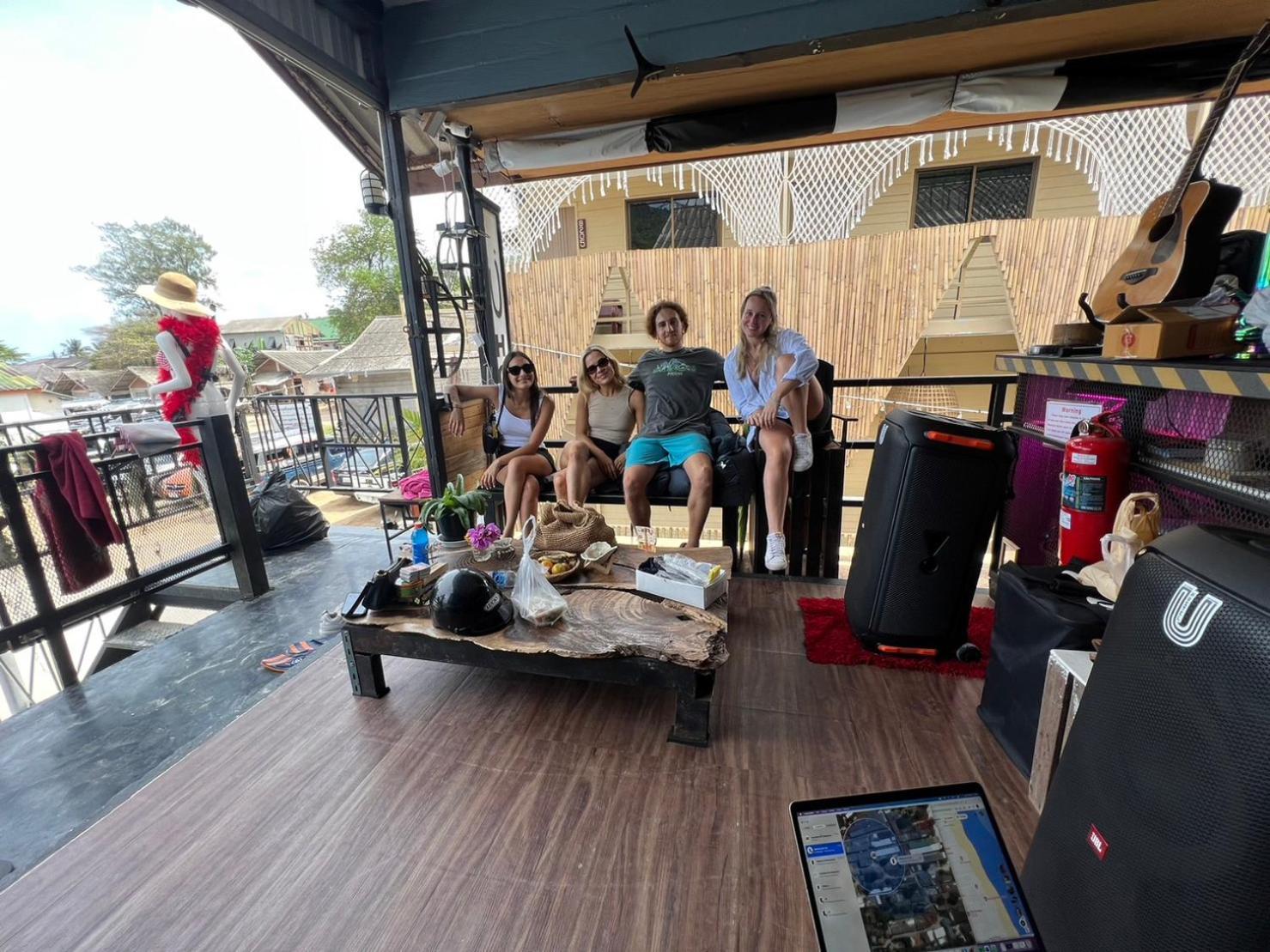 האד רין U Hostel Koh Phangan מראה חיצוני תמונה