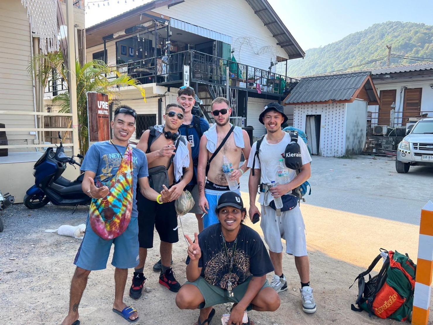 האד רין U Hostel Koh Phangan מראה חיצוני תמונה