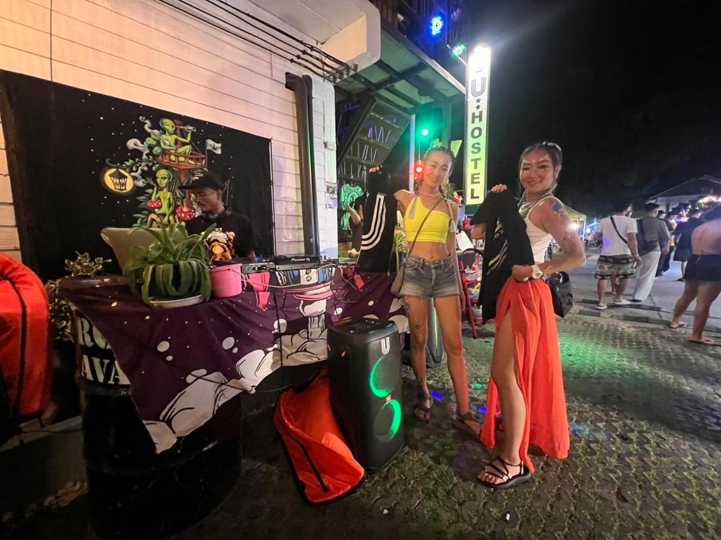 האד רין U Hostel Koh Phangan מראה חיצוני תמונה